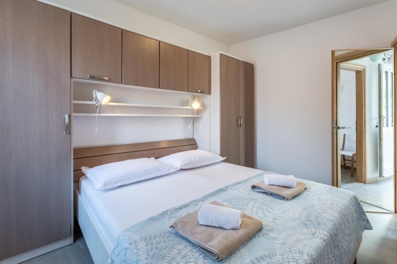 Apartments Sonja Пучишча Екстериор снимка