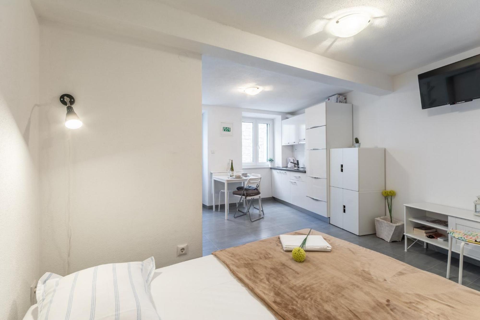 Apartments Sonja Пучишча Стая снимка